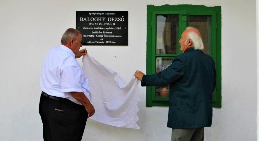 Ipolybalogon emléktáblát kapott a község neves szülöttje, Baloghy Dezső