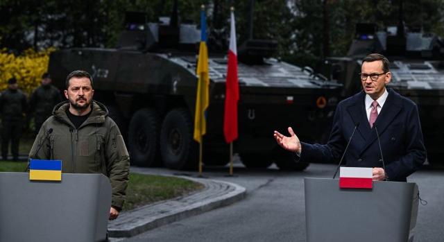 A lengyel miniszterelnök Zelenszkijnek: Soha többé ne sértegesse a lengyeleket!