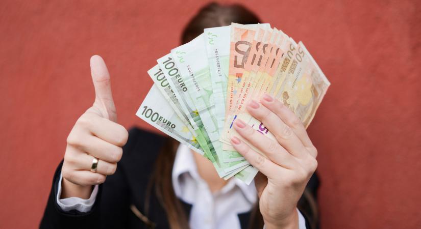 28 magyar ébredt szuperlottó-milliomosként: itt vannak az Eurojackpot 28. heti nyerőszámai