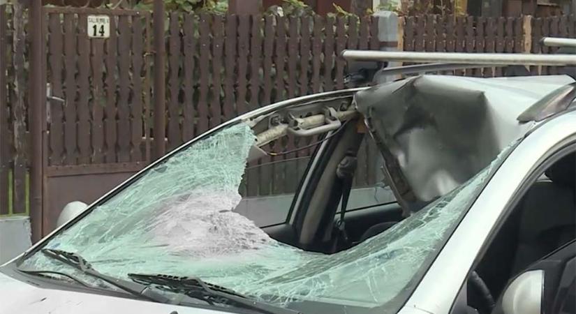 VIDEÓ: Rollerest gázolt el egy autós Balassagyarmaton. Újra kellett éleszteni