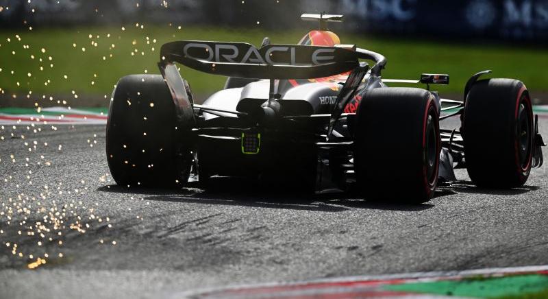 Úristen, mit művelt Verstappen Japánban, és hová tűnt a Mercedes?