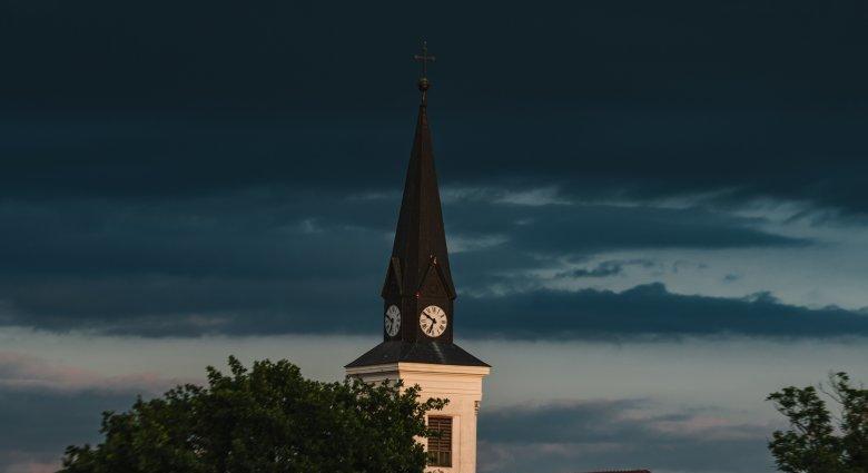 Viharosra vált az időjárás szombat délutántól a nyugati megyékben
