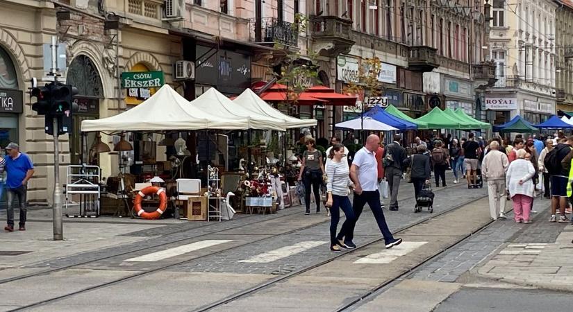 Belvárosi Antik Hétvége a Miskolci Pikniken - képekkel