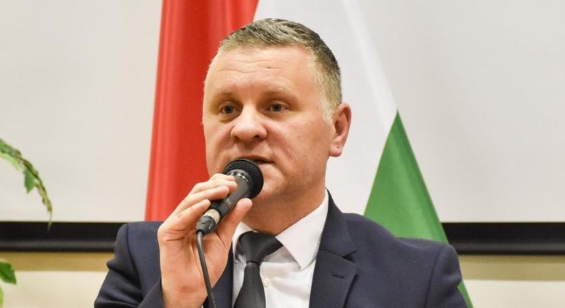 Csak az igazságot akarta kideríteni a kutyapártost megvesztegetni próbáló exfideszes