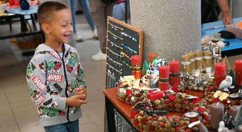 Vásártér és megfelelő vízelvezetés könnyíti a taszáriak életét