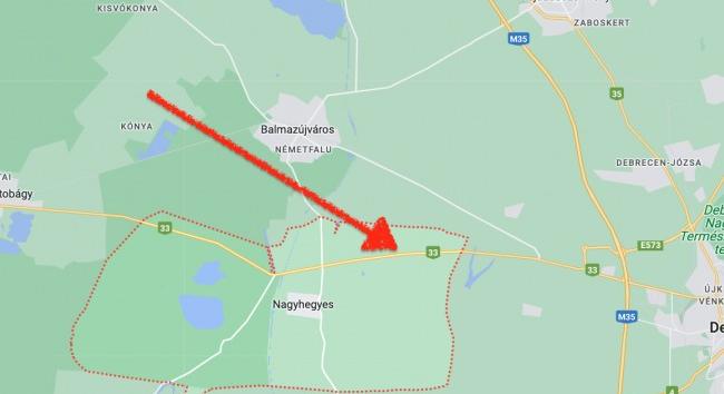 Felborult egy autó Nagyhegyes külterületén