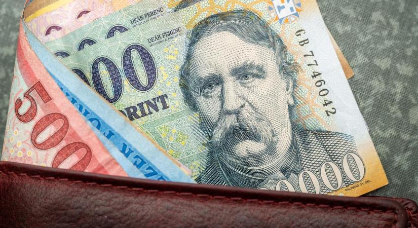 Ha régebben mentél nyugdíjba, borzalmas igazságtalanság áldozata vagy! Ezen csak teljesen új rendszer segíthet