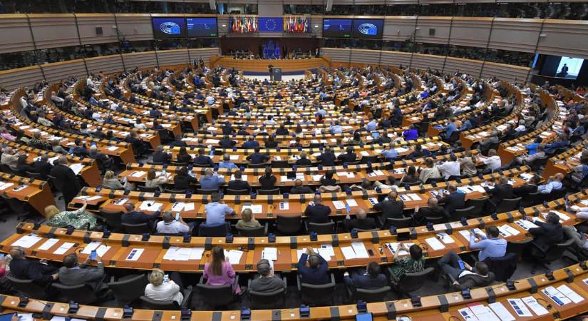 Az Európai Tanács jóváhagyta a soron következő összehívású Európai Parlament összetételét