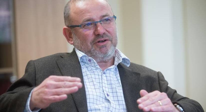 Az Energiaügyi Minisztérium szerint nem vonatkozik akkugyárakra az új kiskapu, amellyel elkerülhetők a környezetvédelmi bírságok