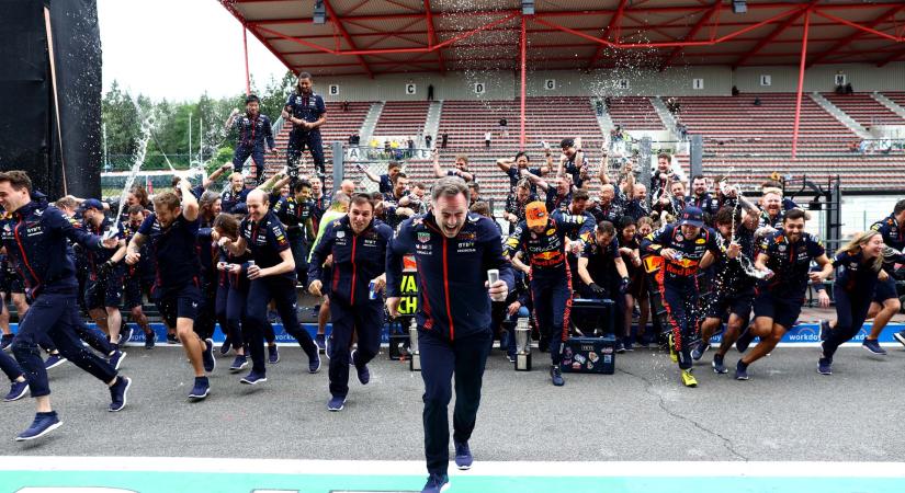Így lehet már vasárnap újra bajnok a Red Bull F1-es csapata