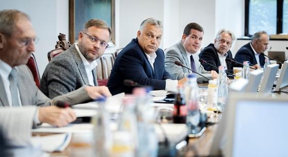 Alig lépett hatályba a Lex Akkugyár, átírják, mert nem is az akksigyáraknak akartak kiskaput nyitni