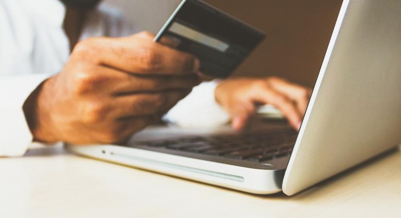 Erre még a szakértő sem számított: megtorpant az online kiskereskedelem