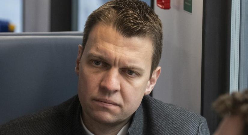 Menczer Tamás már aggódik a svéd demokráciáért
