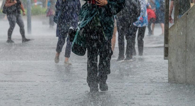 Másodfokú riasztást adtak ki zivatarok miatt