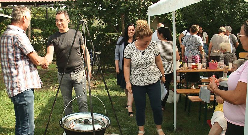 Jó híreket vitt a polgármester a nagymacsaiaknak a családi napra