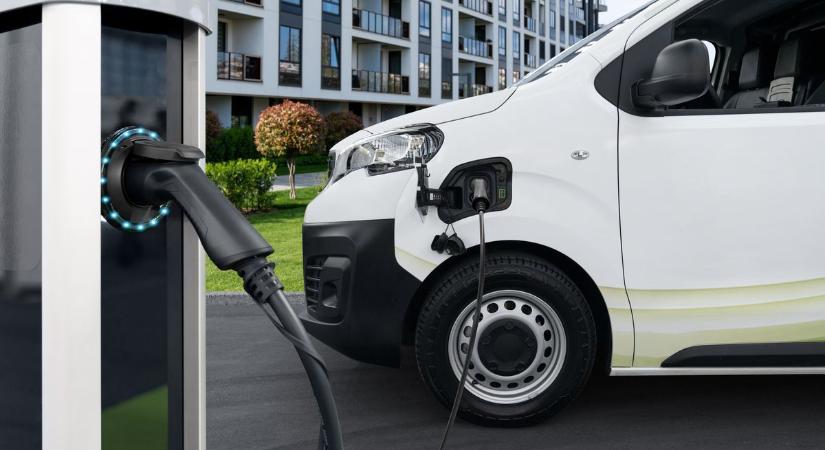 Elektromos kisteherautót kap Siklós