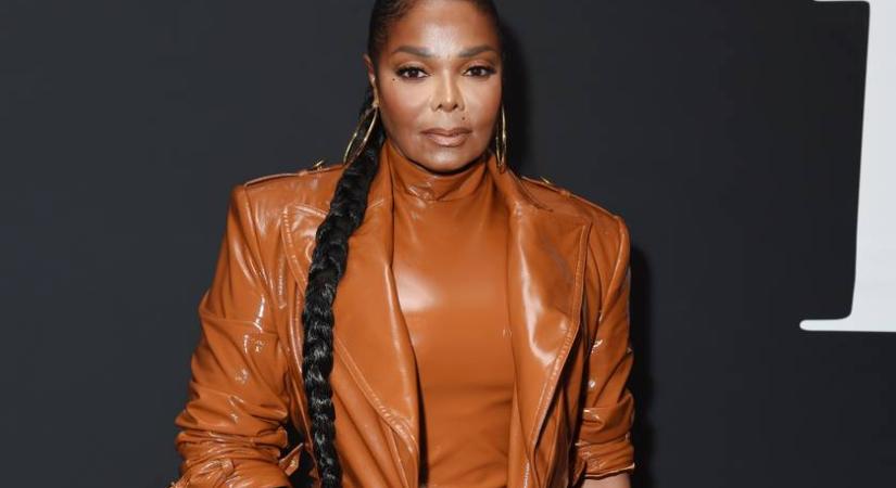 Janet Jackson félmeztelen címlapfotóján irtó dögös volt: 30 évvel ezelőtti képén ámultak a rajongók