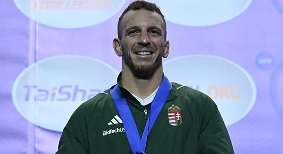 Fritsch Róbert ezüstérmes a birkózó-vb-n