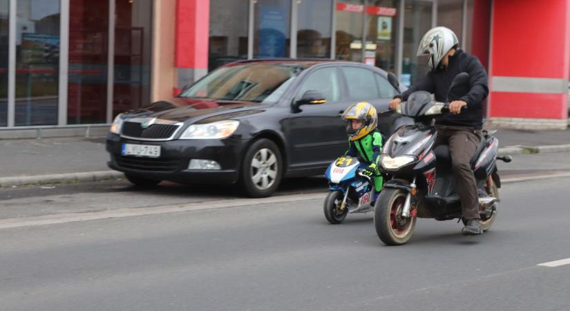 Motoros felvonulás és a Ság-hegyi Szüreti Napok - fotók