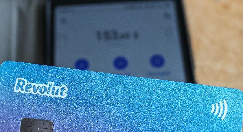 Harcba szállt a banki csalások ellen a Revolut