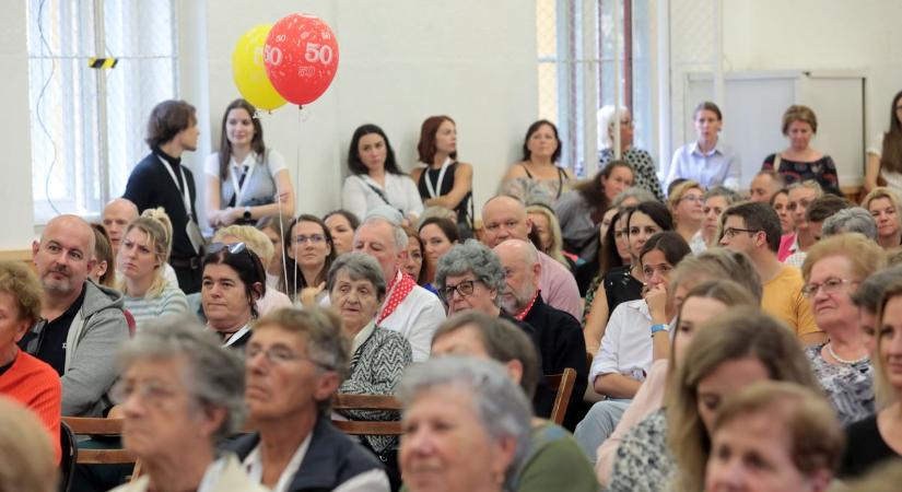 Rengetegen vettek részt az I. Leőwey Világtalálkozón - galéria