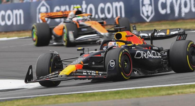 Az újonc arra készül Verstappen ellen, amire évek óta nem volt példa - a Japán Nagydíj élőben