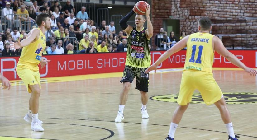 Két sima diadal a Falcótól - A házigazda sárga-fekete gárda nyerte a Horváth Zoltán Emléktornát - fotók
