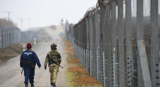 Kevés a határvadász, bevetik a polgárőröket is