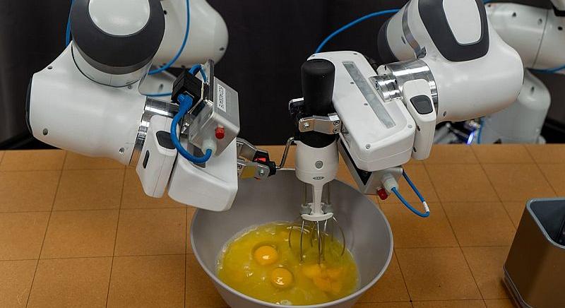 Forradalmasítja a robotok tanítását a Toyota