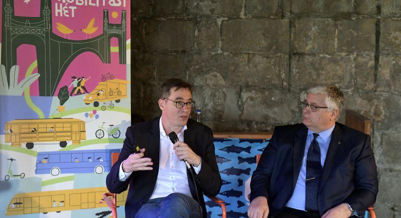 Budapest visszahódítja a Dunát: Karácsony Gergely bemutatta a rakpart átalakításának terveit