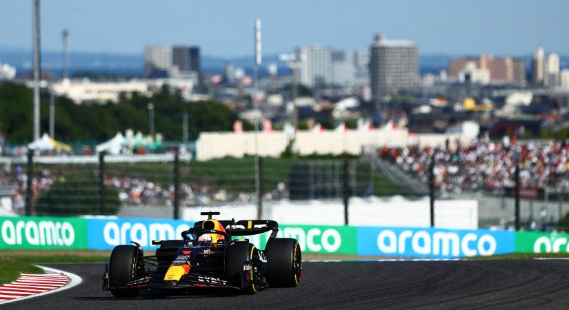 Verstappen nyert és világbajnok a Red Bull