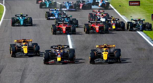 Hamilton miatt óriásit hisztizett Russell a Japán Nagydíjon