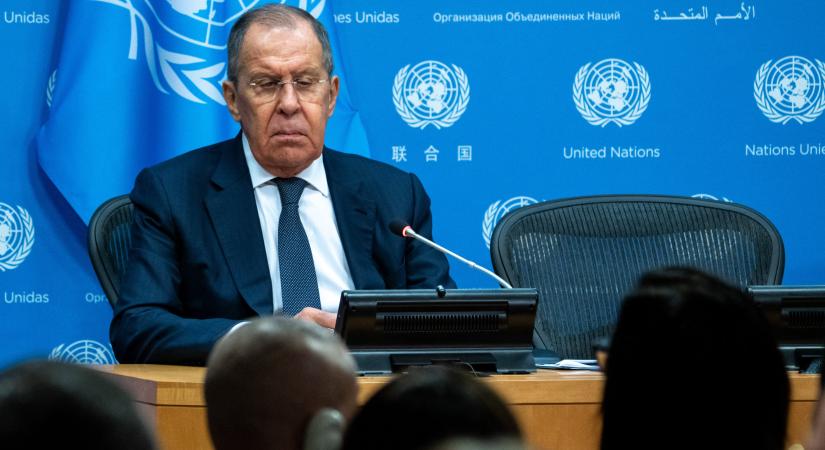 Lavrov: A nyugati hatalmak az ukránokat felhasználva közvetlen háborút folytatnak Oroszország ellen