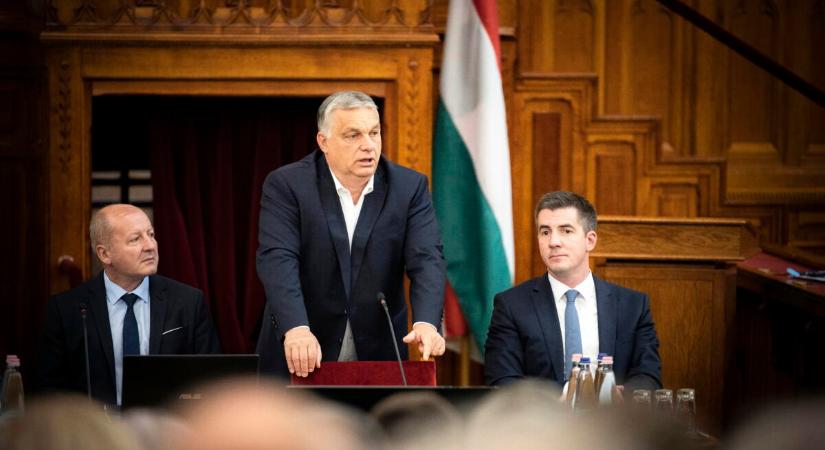 A ruszkibérenc, Magyarországot a német nagytőkének és a kínai gyarmatosítóknak kiárusító Fidesz frakcióvezetője: Magyarország függetlenségét minden eszközzel meg kell óvni a külföldi befolyásszerzési kísérletektől