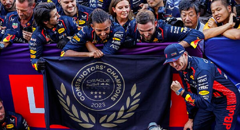 F1 - Verstappen nyert, a Red Bull világbajnok Japánban, de vészesen közeledik a McLaren
