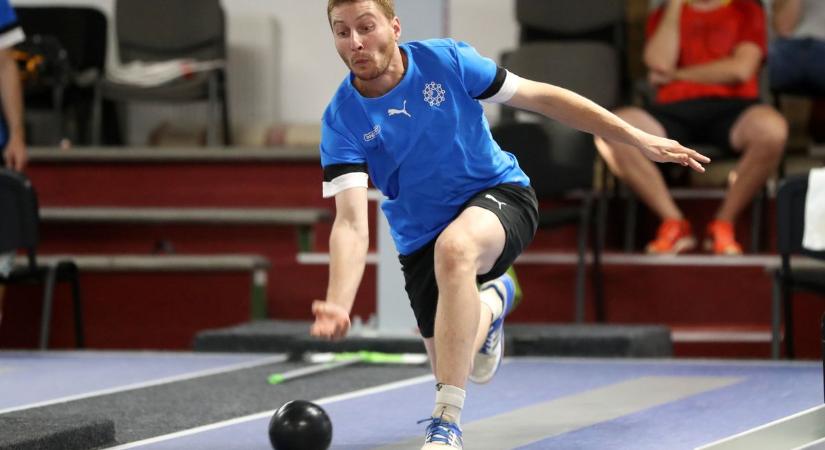 Őrzi veretlenségét Kaposvár mindkét tekecsapata