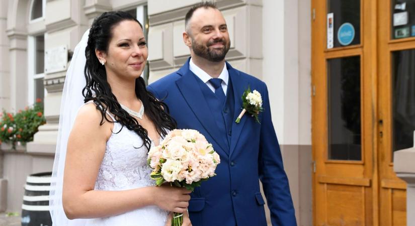 Emlékeztessé tettük Az év jegyespárja pályázatunk nyerteseinek legboldogabb napját– galériával és videóval