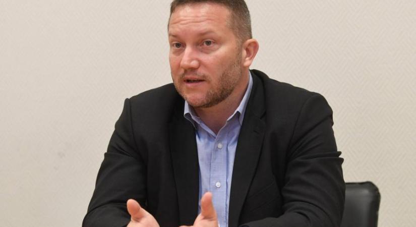 Ujhelyi István: korai volt a Fidesz-öröm, az Európai Bizottság nincs megelégedve az igazságügyi reformmal