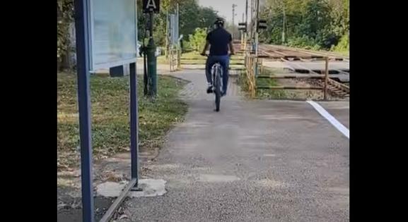 Elbiciklizett a kérdés elől Kammerer, a gödi polgármester