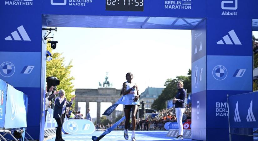 Megdőlt a női maratonfutás világrekordja Berlinben