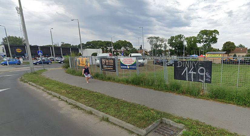 Százlakásos társasház épülhet „saját” benzinkúttal a Faraktár utcai Lidlnél
