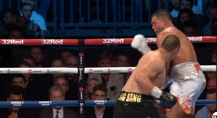 Zhilei Zhang őrületes KO-val győzte le Joe Joyce-t, dőlt el, majd kihívta Tyson Fury-t
