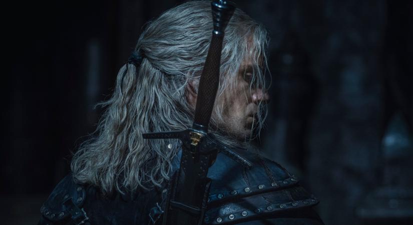 "Még éjszaka is arról álmodott": Henry Cavill elárulta, hogy milyen kemény feladat volt a sorozat fodrászának, hogy hihetővé varázsolja Geralt fehér hajkoronáját