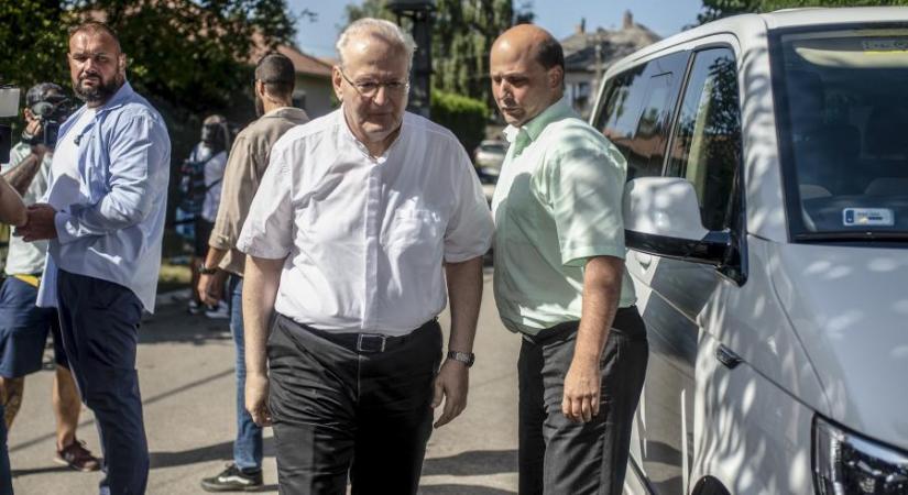 Gábor György: Akik az uruk asztaláról esznek, avagy Erdő Péter és a hatalom