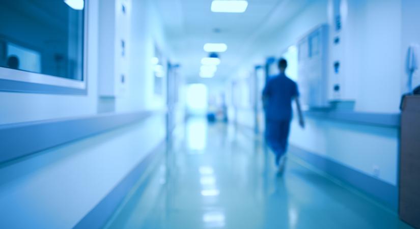 Béremelés jön az egészségügyben, de előtte új fizetési kategóriákat hoznak létre