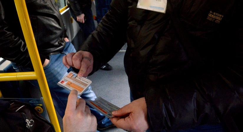 Szegeden már kétszer támadtak jegyellenőrökre idén