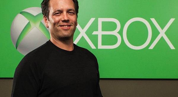 Phil Spencer szerint bajban vannak az AAA-kiadók