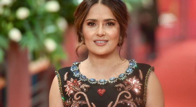 Íme Salma Hayek ritkán látott mostohalánya: Mathilde különlegesen szép nő