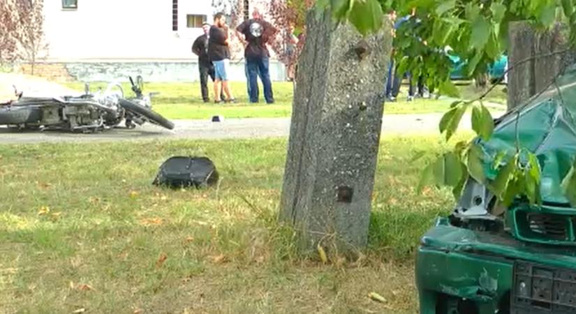 Élménymotorozás közben szenvedett súlyos sérülést egy 15 éves fiú - videó