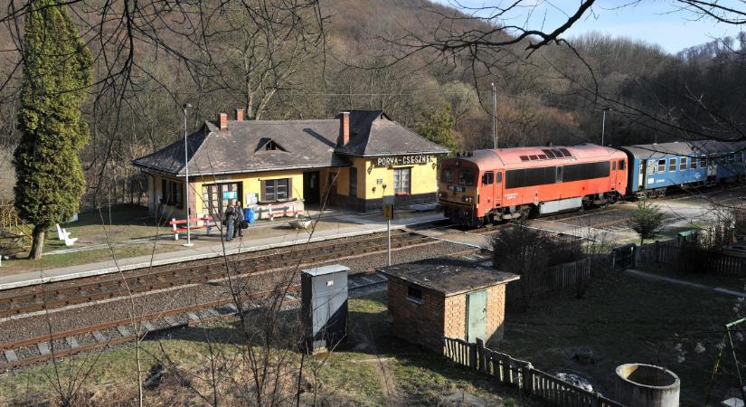Gyűlnek a viharfellegek a MÁV körül: siralmas állapotban vannak a hazai vasútvonalak